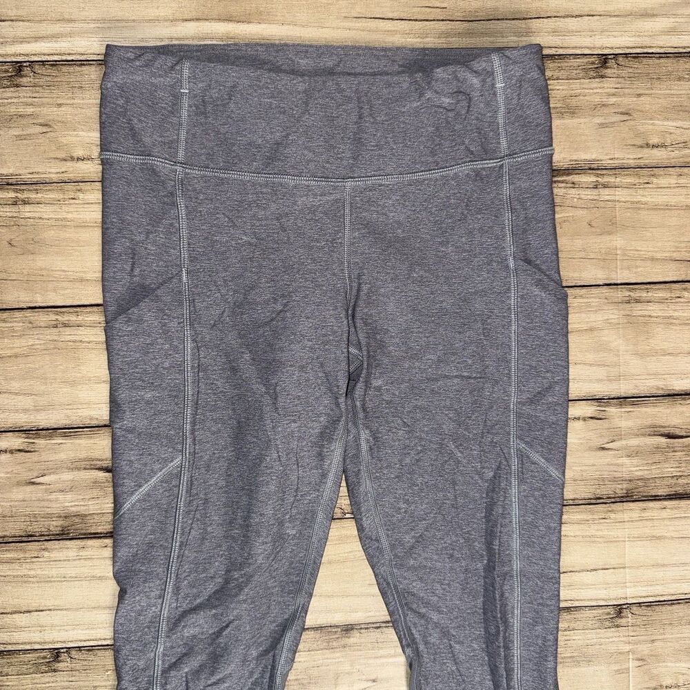 Women’s Lululemon Pace Rival Crop Leggings 23” Pockets Size 6